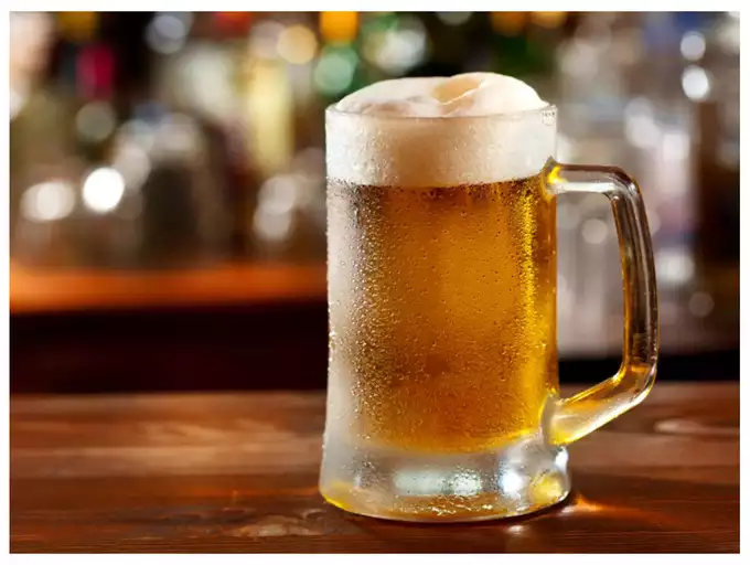 बियर पीने के फायदे और नुकसान